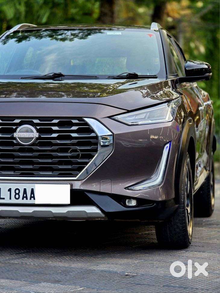 Nissan Magnite 1.0 Xv Premium Turbo Cvt, 2021