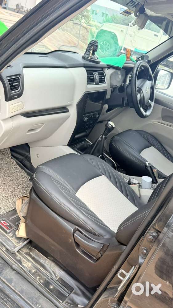 Mahindra Scorpio 2017 Diesel Manual