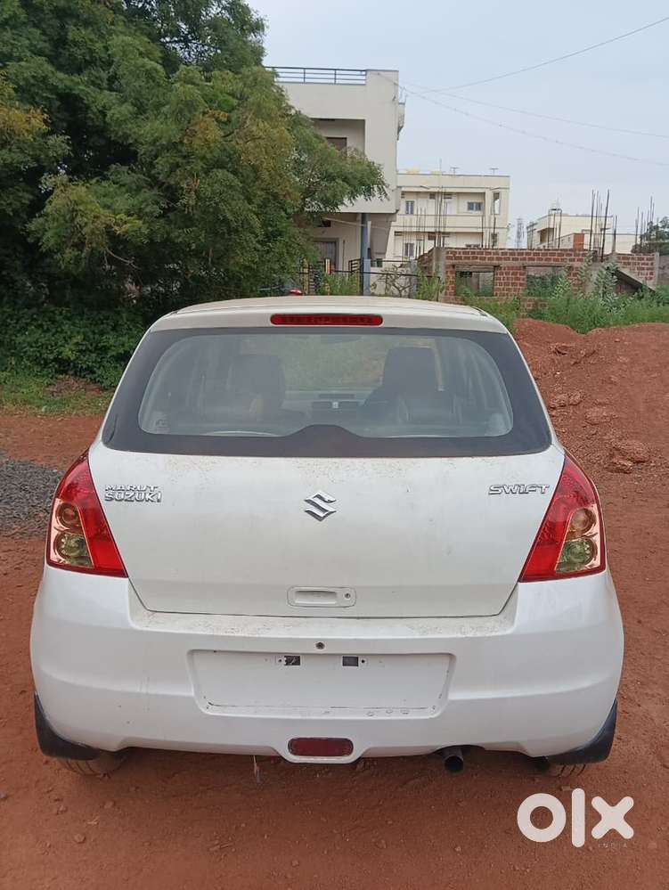Maruti Suzuki Swift 2011