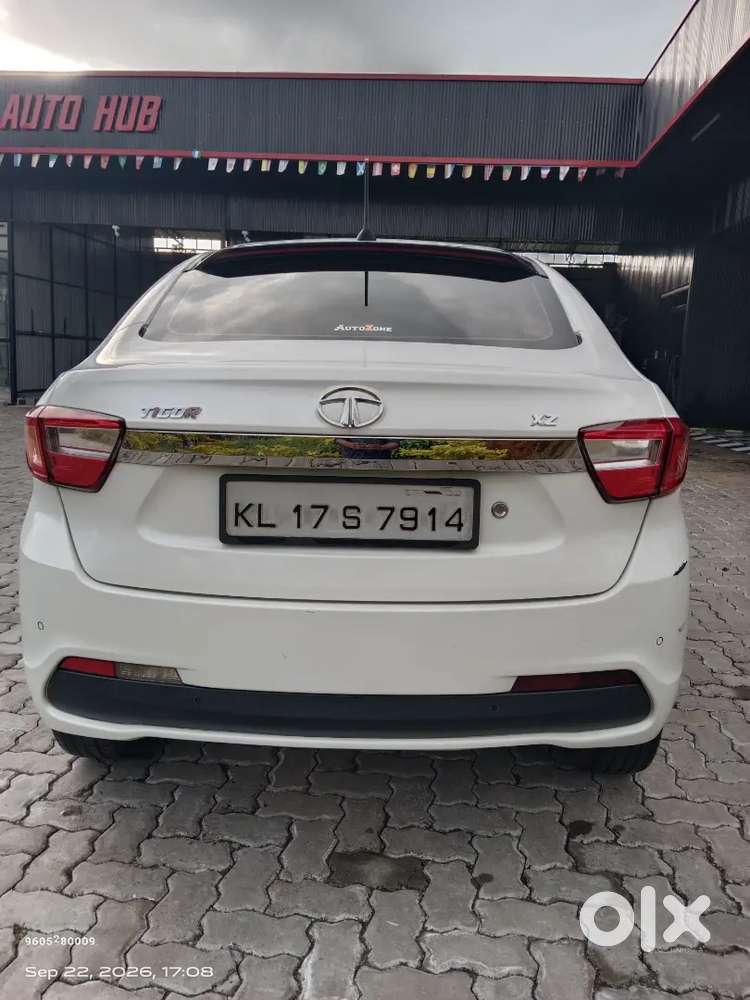Tata Tigor Petrol Manual 2018 Variant
