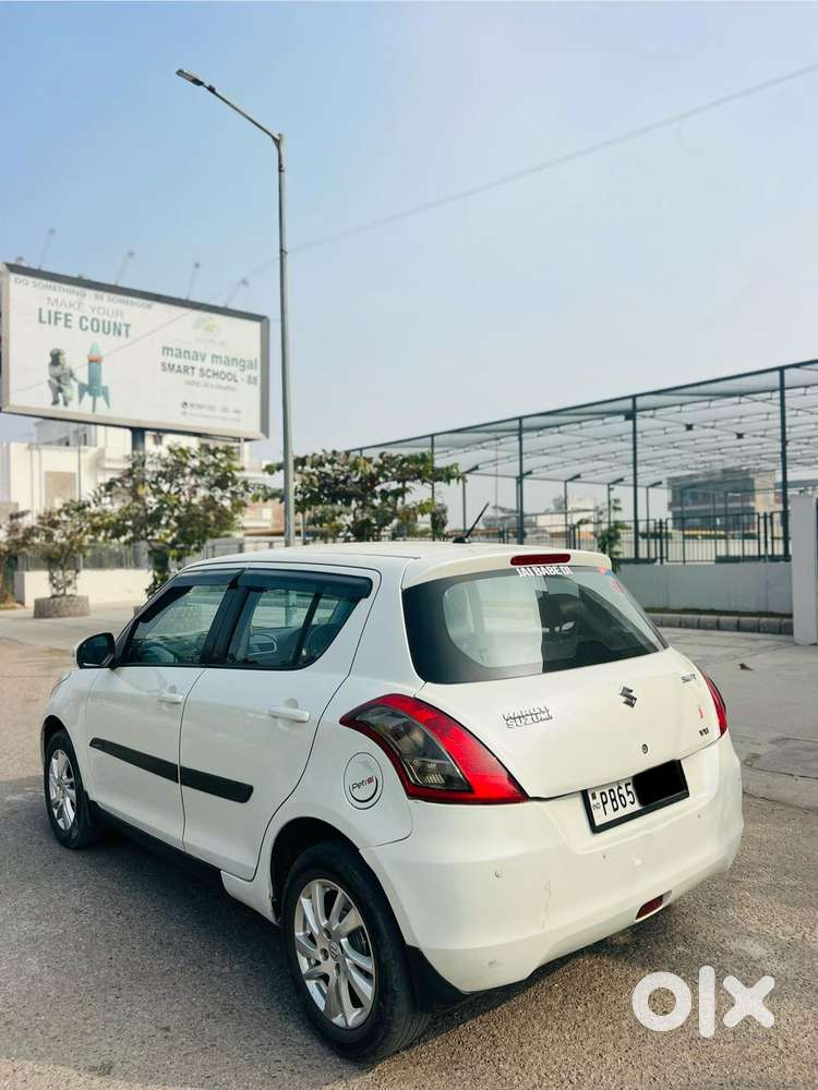 Maruti Suzuki Swift 1.2 Vxi (o), 2017, Petrol