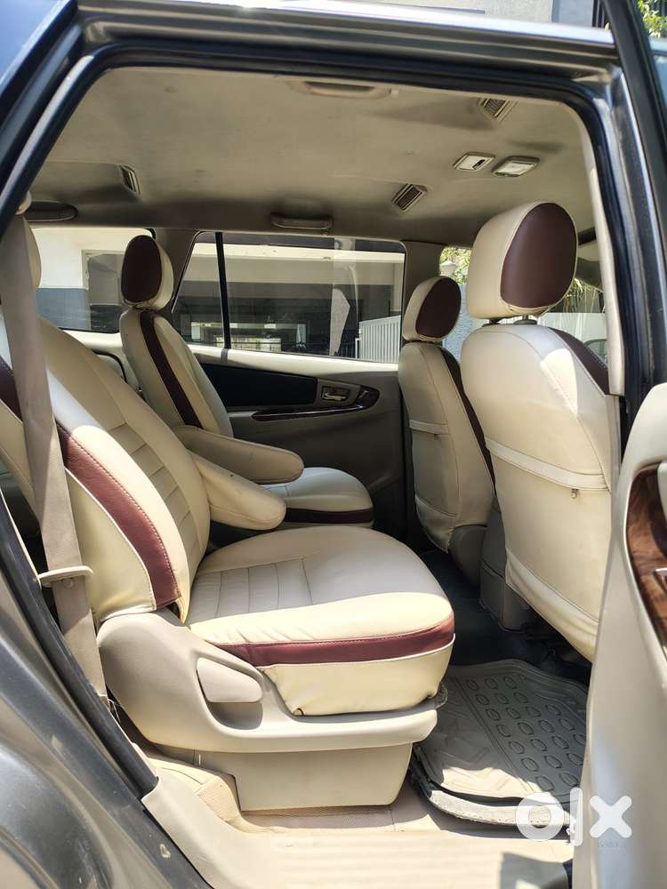 Toyota Innova 2012-2013 2.5 Vx (diesel) 7 Seater, 2012, Diesel
