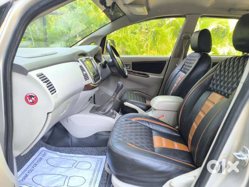 Toyota Innova 2.5 V 8 Str, 2013, Diesel