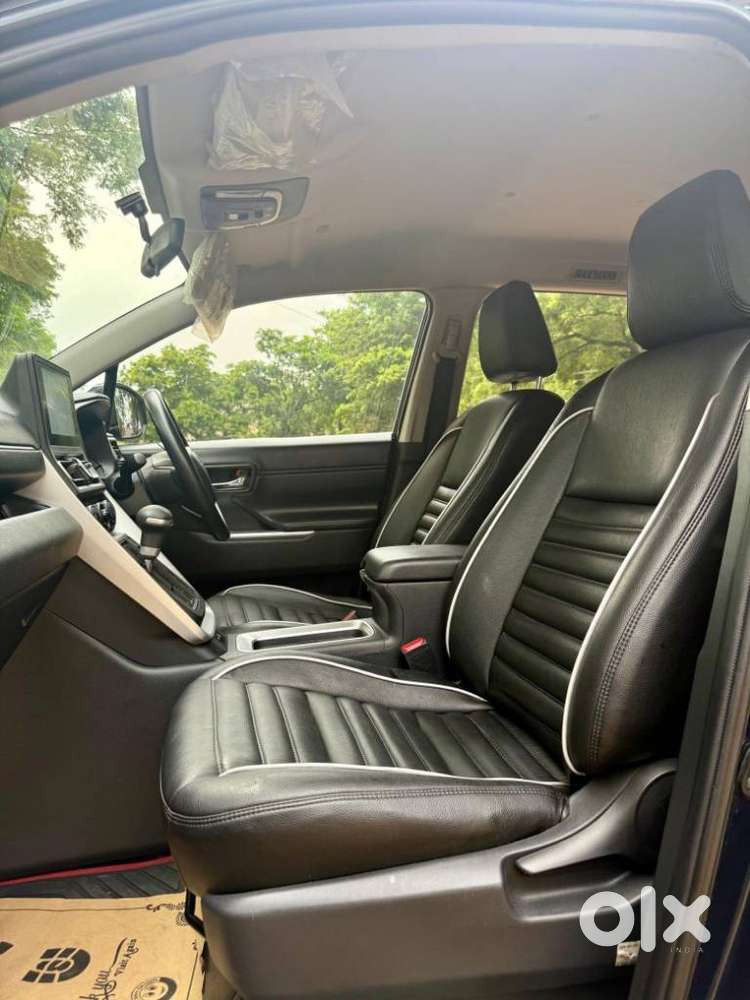 Toyota Innova Hycross 2.0 Gx 8 Str, 2023, Petrol