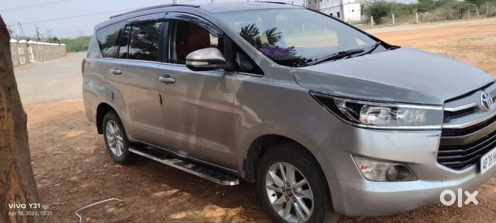 Toyota Innova Crysta 2017 Diesel 208000 Km Driven