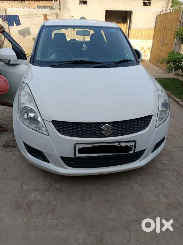 Maruti Suzuki Swift 2012 Petrol