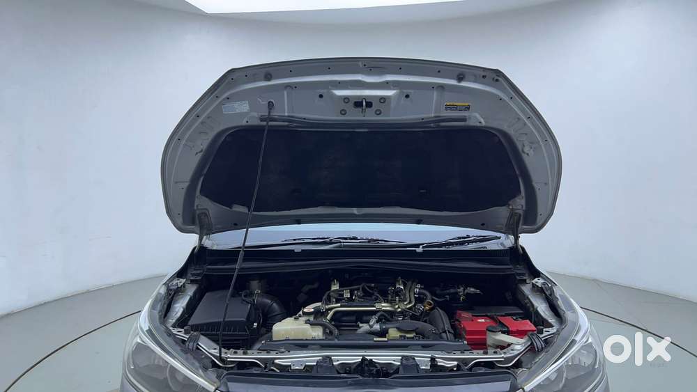 Toyota Innova Crysta 2.4 G Mt 7 Str, 2019, Diesel