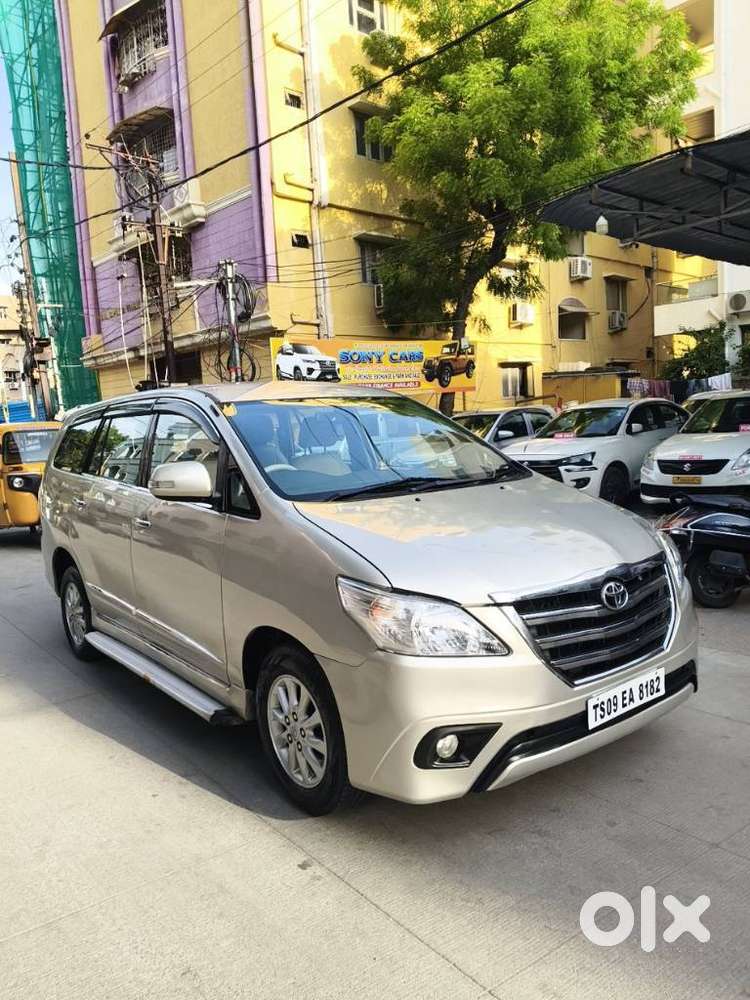 Toyota Innova 2.5 V 7 Str, 2014, Diesel