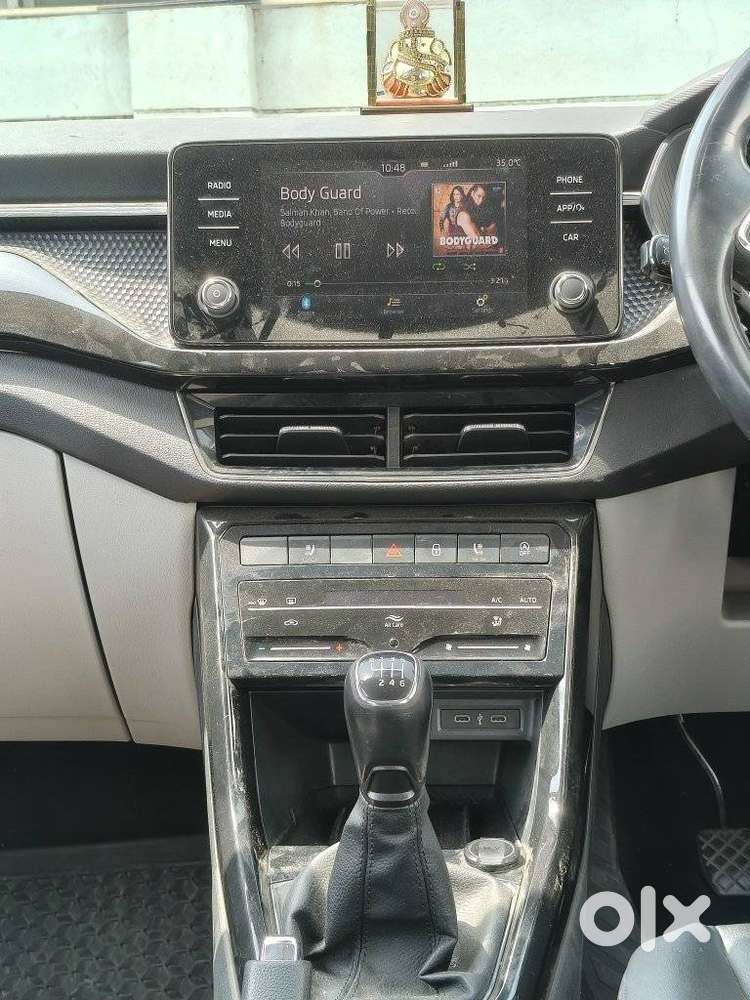 Skoda Kushaq 1.0 Tsi Style, 2023, Petrol