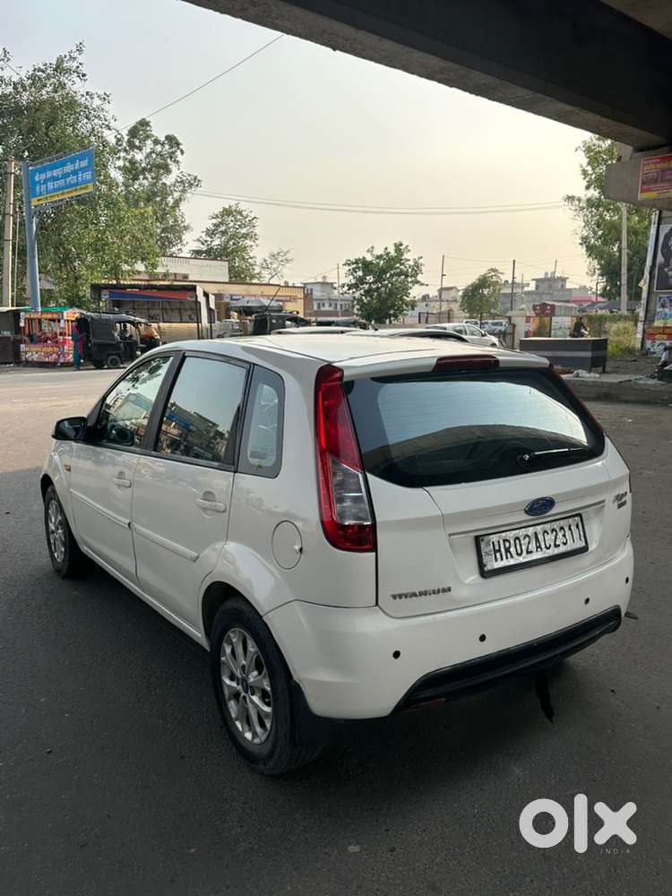 Ford Diesel Car 2013 1st Owner
