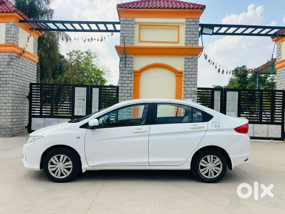 Honda City 2015 1.5 V Mt