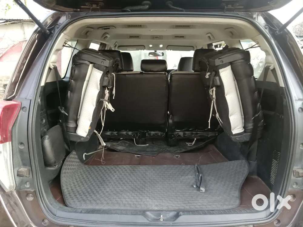 Toyota Innova Crysta 2017 Diesel 146000 Km Driven