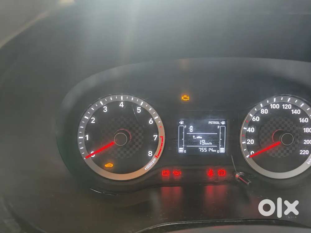 Aura For Sell Cng 2022 Model 75000 Km Driven