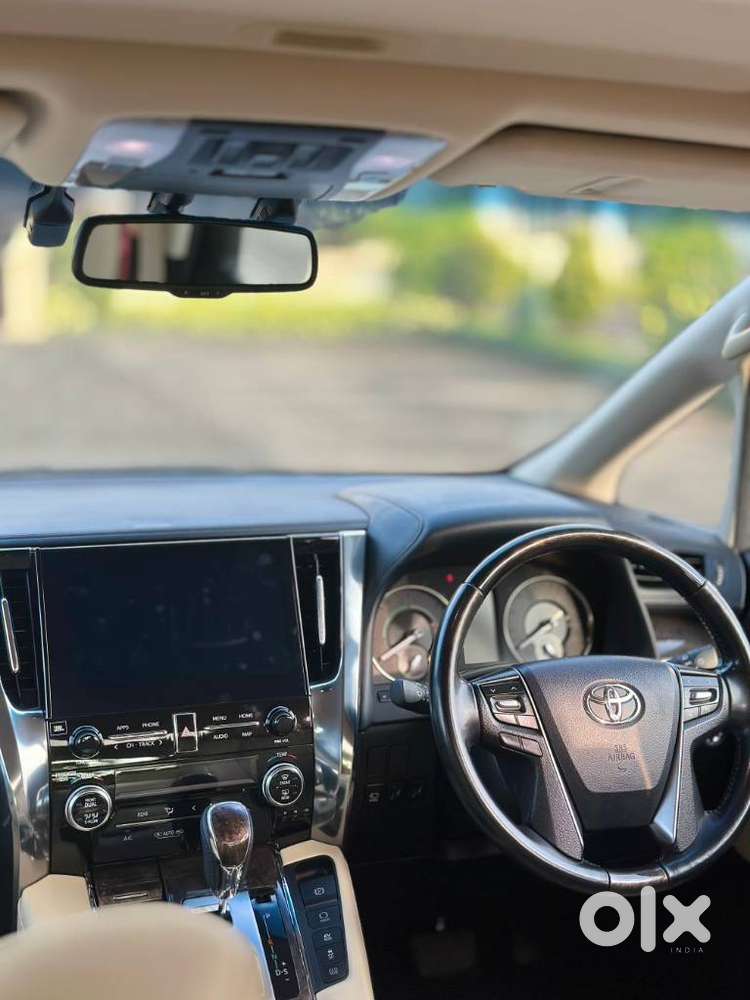 Toyota Vellfire 2.5 Hybrid, 2021, Petrol