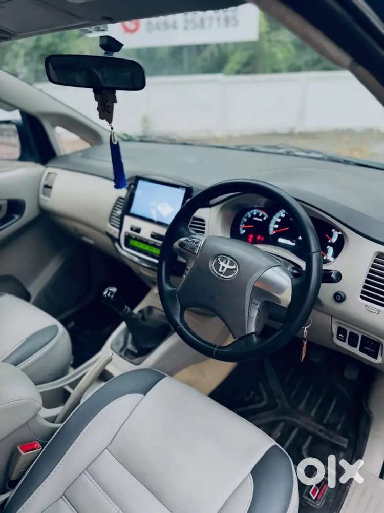 Toyota Innova 2015 Diesel Well Maintained
