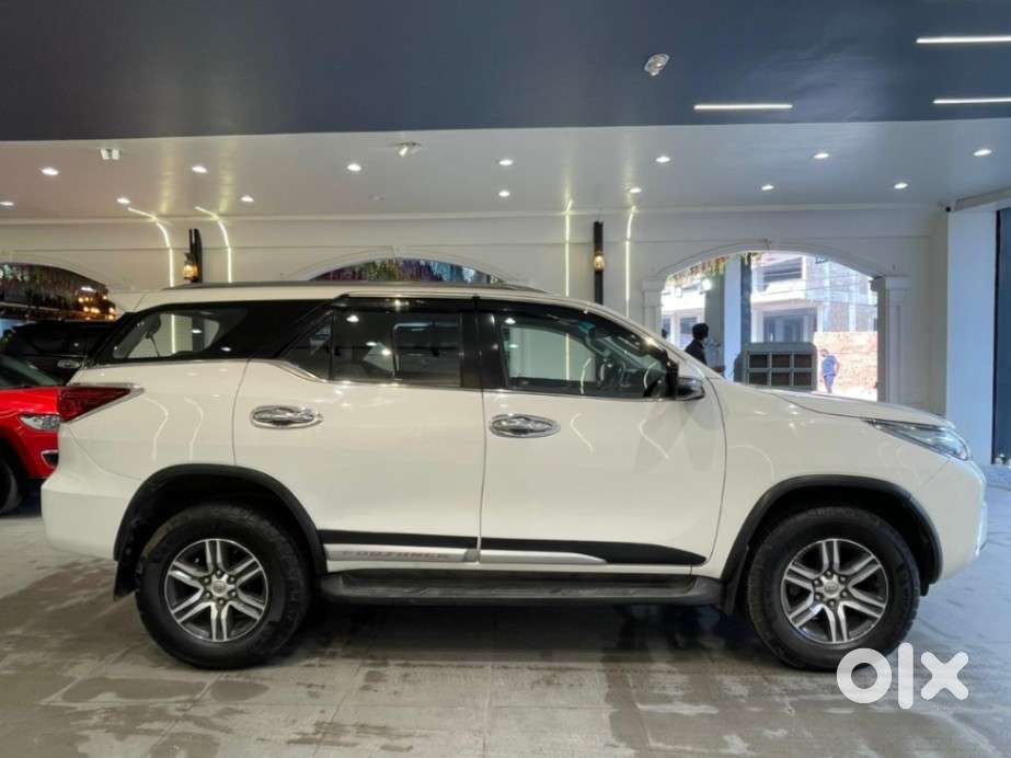 Toyota Fortuner 4x2 At 2.8 Diesel, 2018, Diesel
