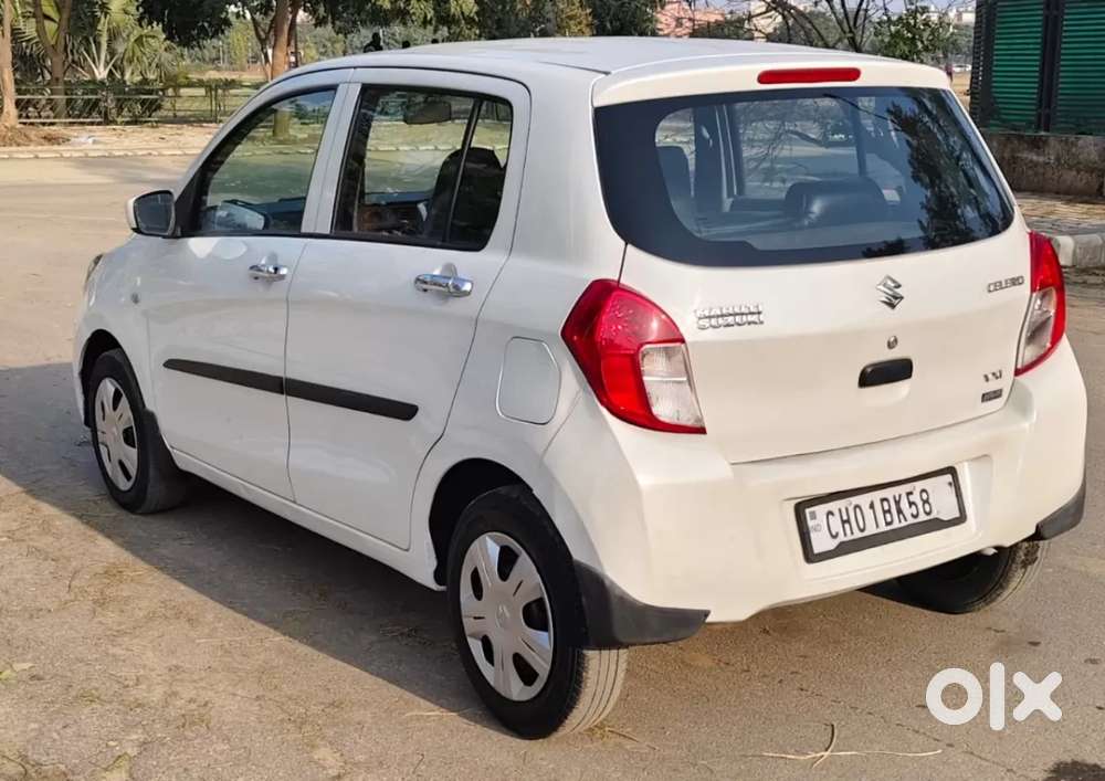 Maruti Suzuki Celerio Vxi Optional Amt, 2017, Petrol