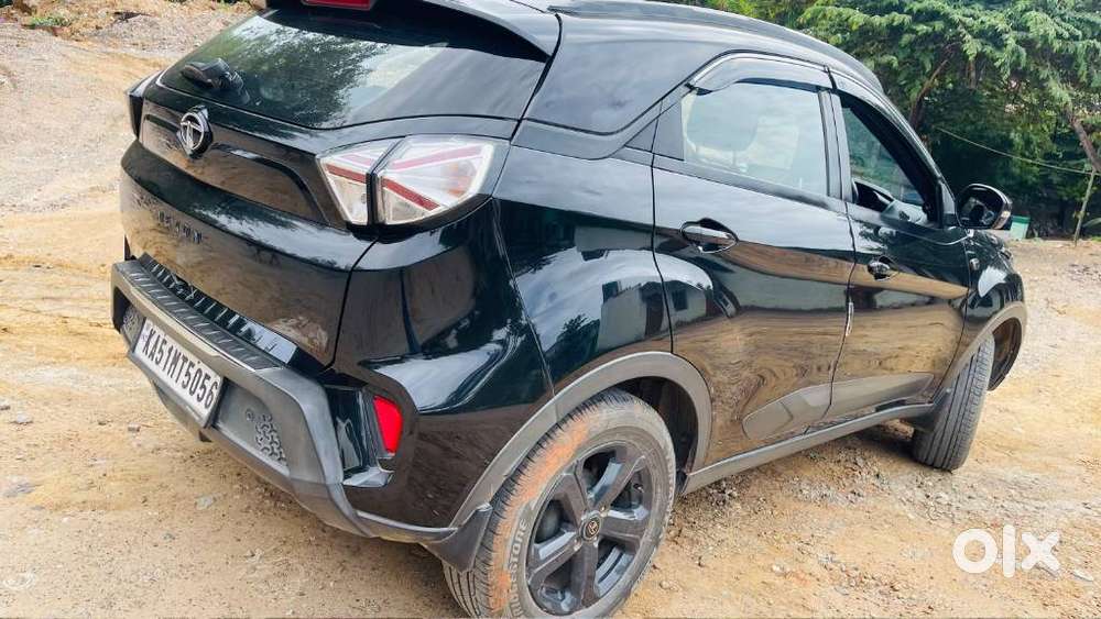 Tata Nexon, 2022, Petrol