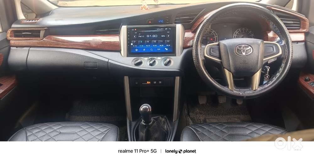 Toyota Innova Crysta 2.4 G Mt 8s, 2016, Diesel