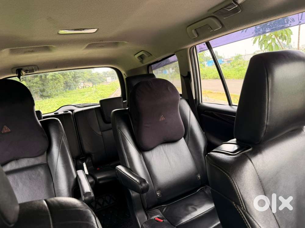 Toyota Innova Crysta 2016 Diesel Well Maintained