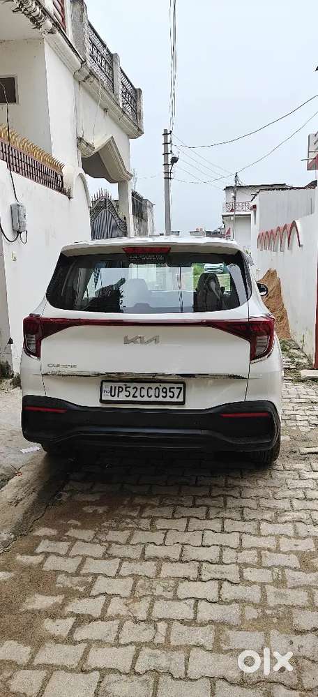 Kia Carens 1.5 Premium 2024