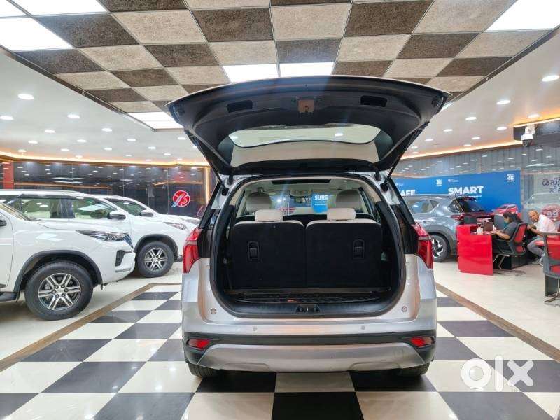 Mahindra Xuv700 2.2 Ax 7 Diesel At Str Awd, 2022, Diesel