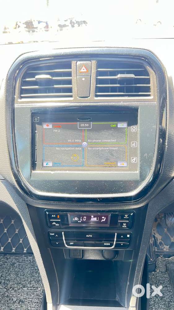 Maruti Suzuki Brezza Zdi+ Dual Tone, 2017, Diesel