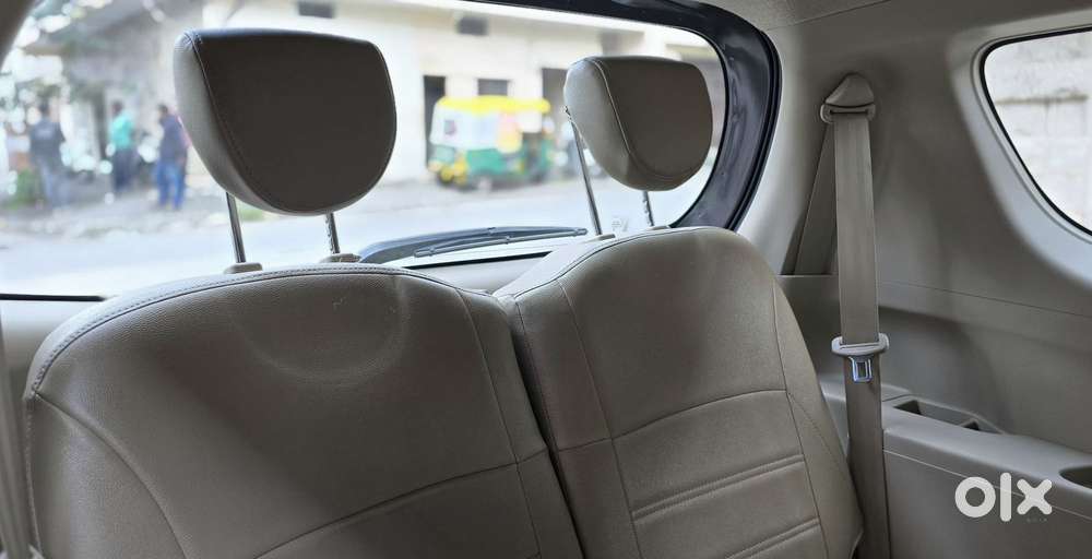 Maruti Suzuki Ertiga Zxi Plus Petrol, 2017, Petrol