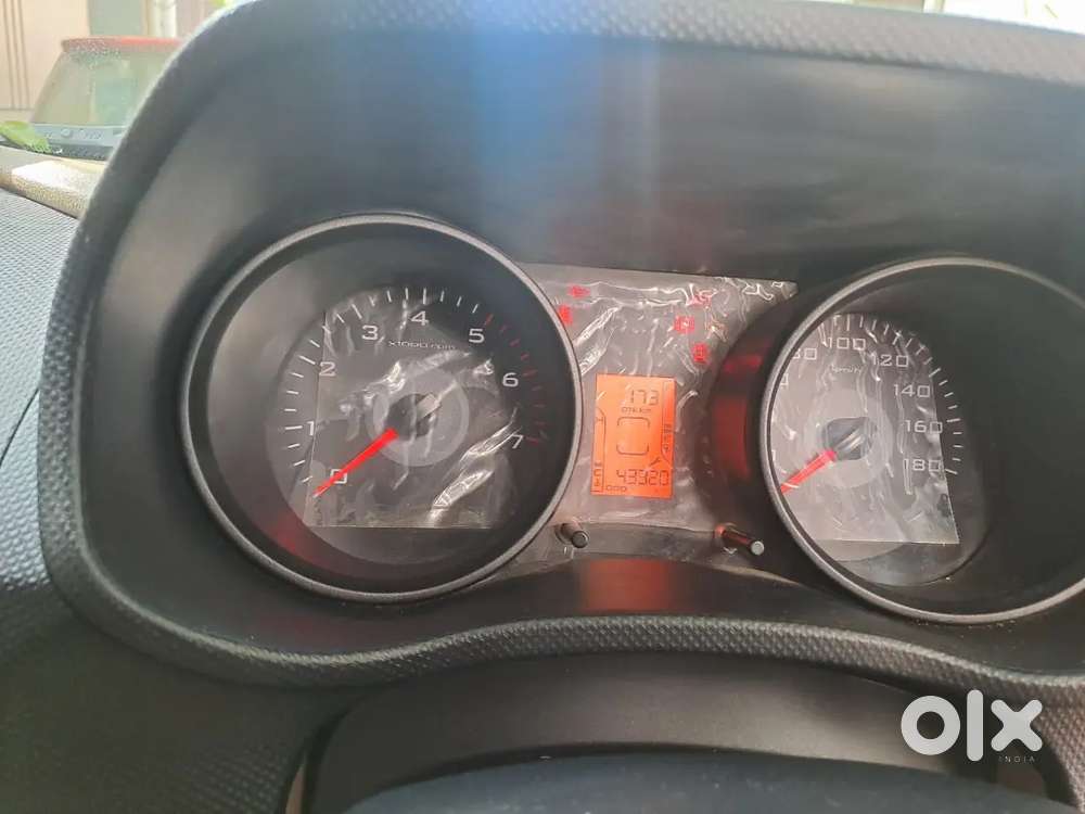 Mahindra Tuv 300 2018 Diesel 43000 Km Driven.