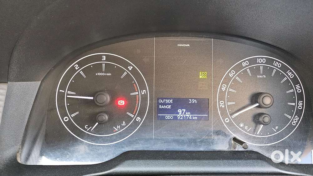 Toyota Innova Crysta 2.4 G Mt 7 Str, 2022, Diesel