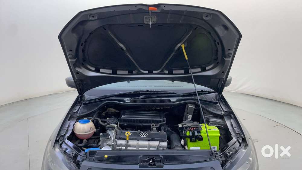 Volkswagen Vento Petrol Highline, 2014, Petrol