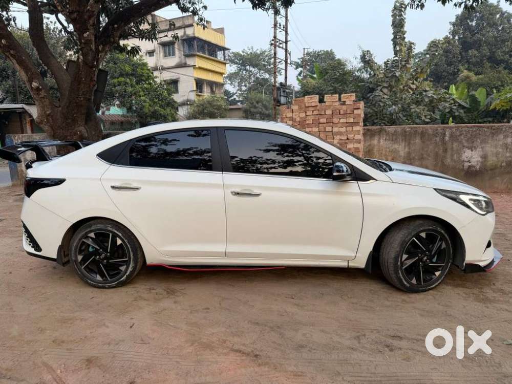 Hyundai Verna 1.0 Sx (o) Turbo Gdi Dct, 2023, Petrol