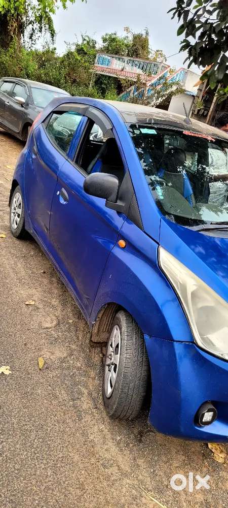 Hyundai Eon Magna + 2012