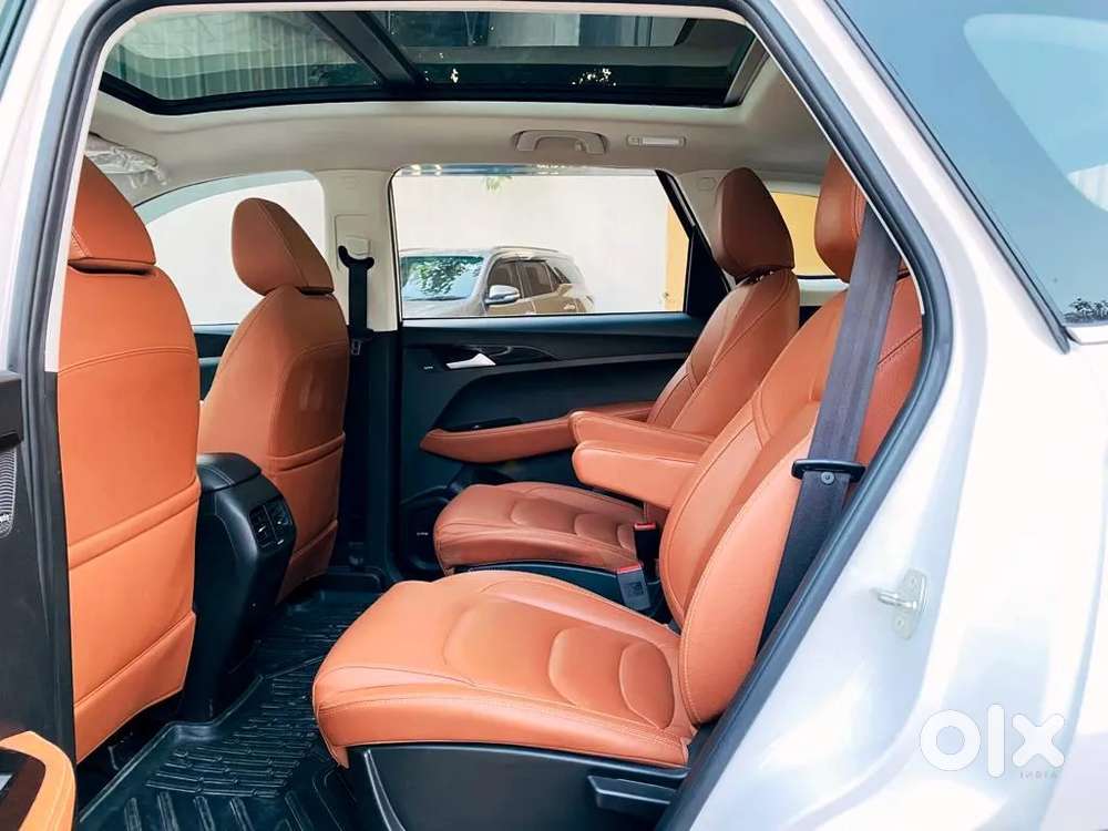 Mg Hector Plus 1.5 Sharp Turbo Cvt 6 Str, 2022, Petrol