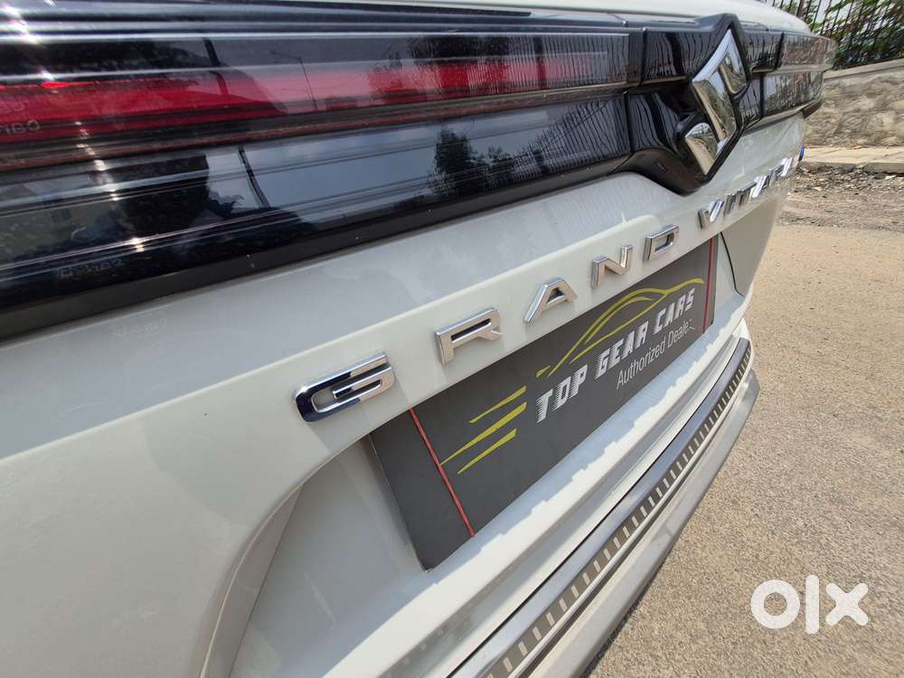 Maruti Suzuki Grand Vitara Smart Hybrid Alpha, 2025, Petrol