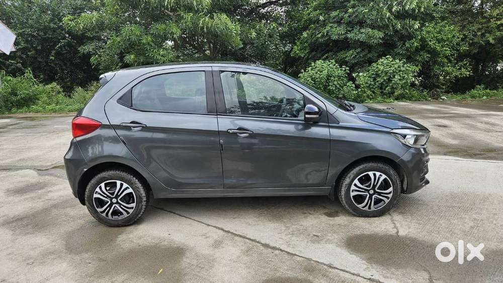 Tata Tiago 1.2 Revotron Xt Cng, 2022, Cng & Hybrids