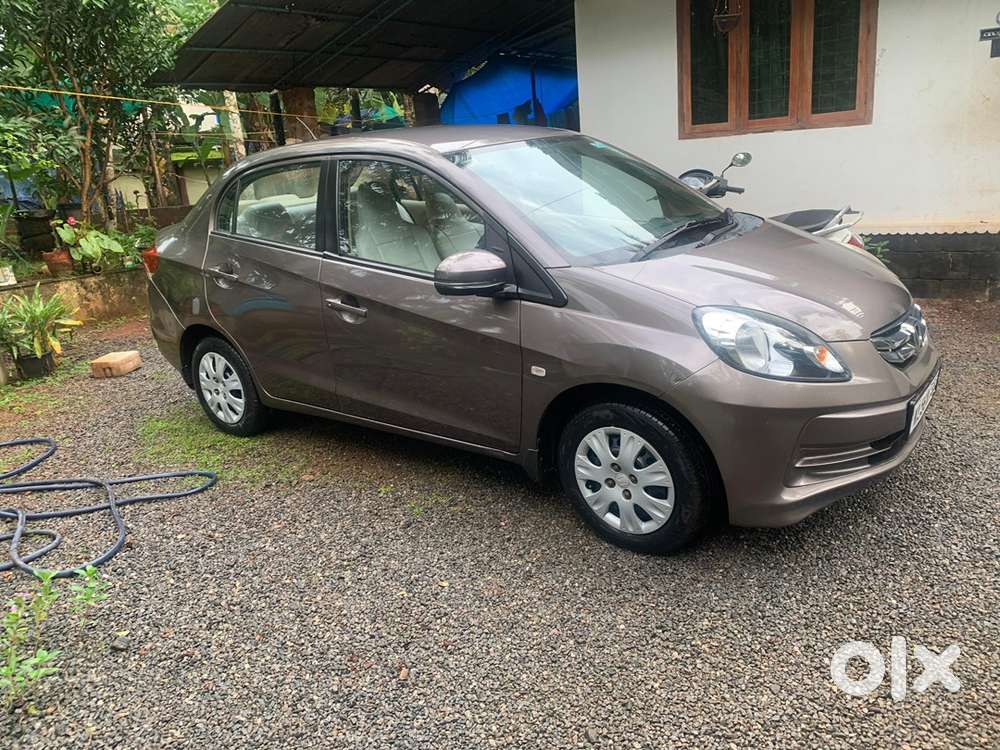 Honda Amaze 2016 Petrol Well Maintained