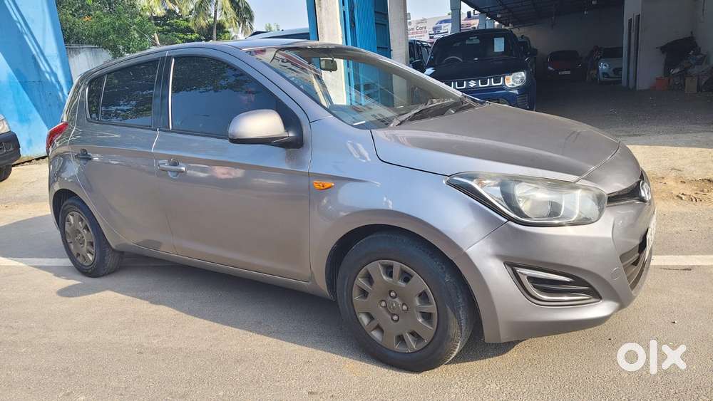 Hyundai I20 Petrol Cvt Magna Executive, 2013, Petrol