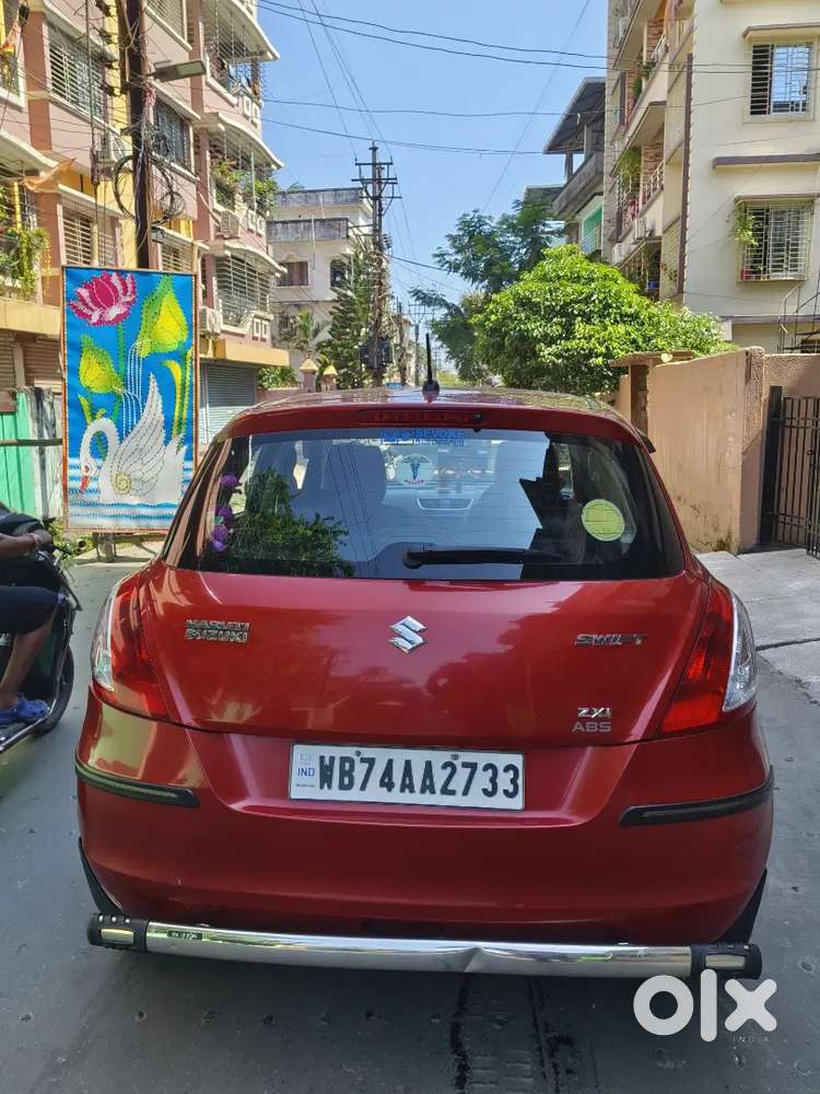 Maruti Suzuki Swift Zxi Abs  2013 Petrol