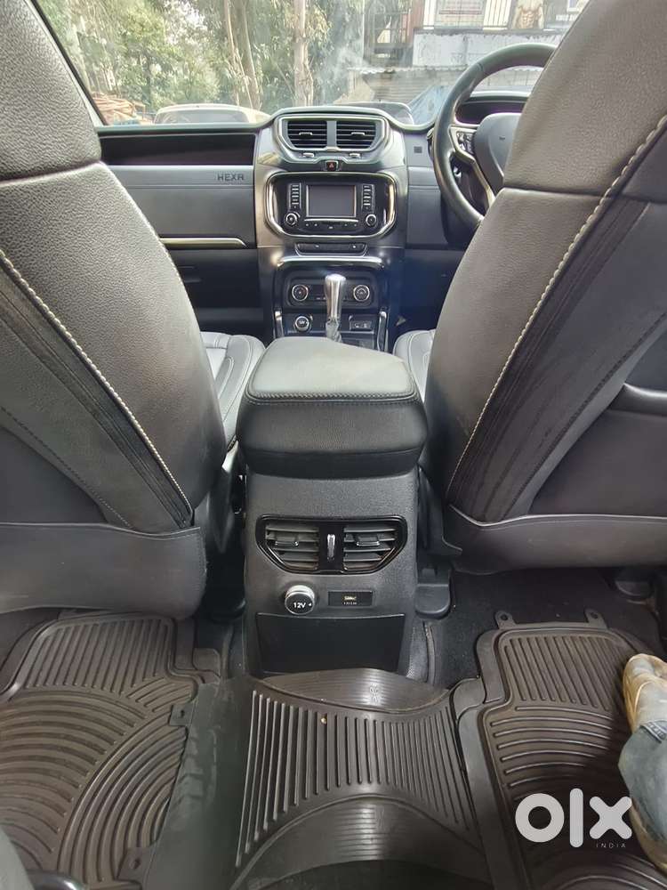Tata Hexa 2.2 Xta 4x2 6 Str Dual Tone, 2018, Diesel