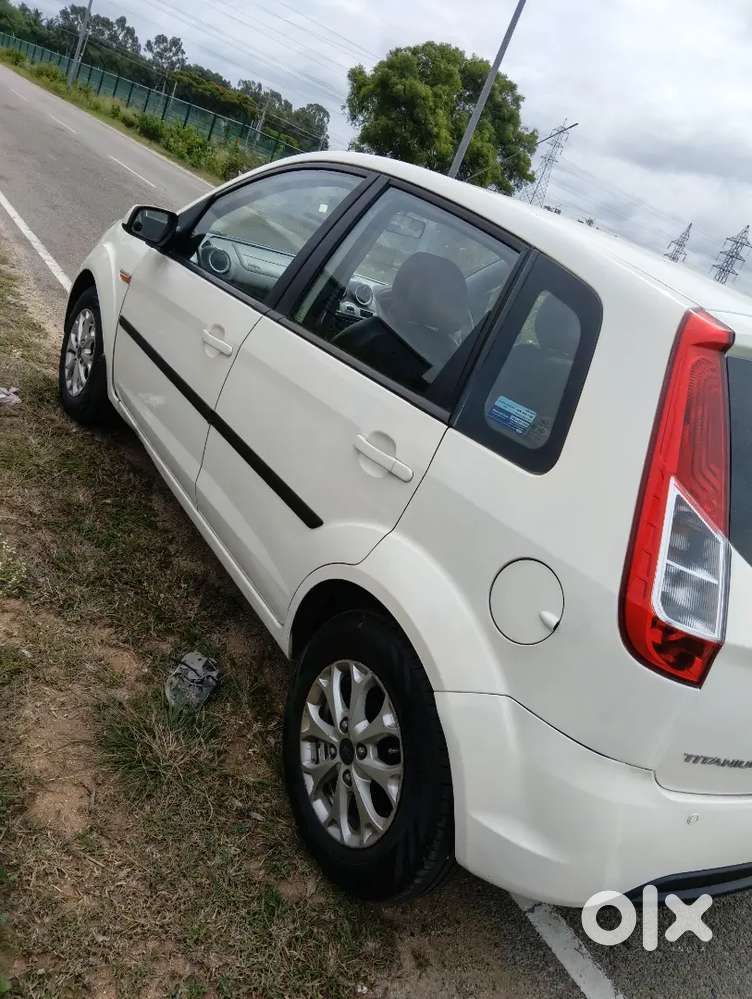 Ford Figo Titanium 2013 Diesel
