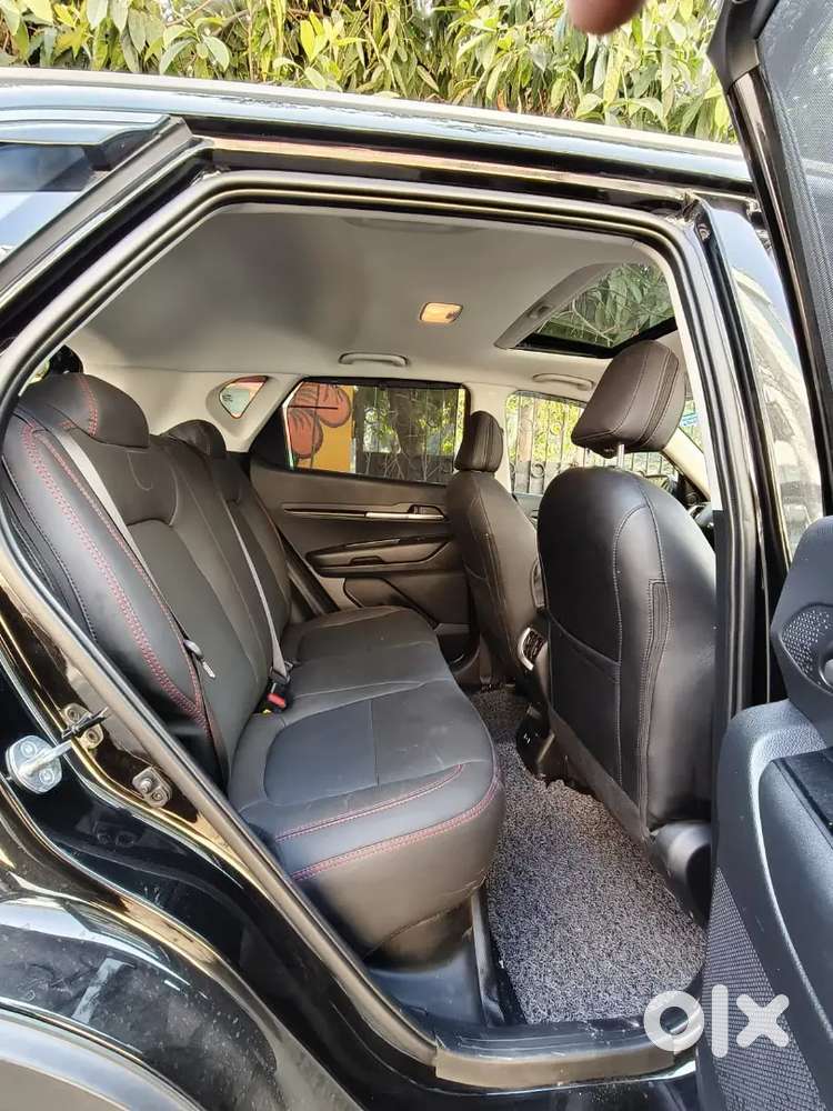 Kia Sonet 2025 Petrol 11200 Km Driven