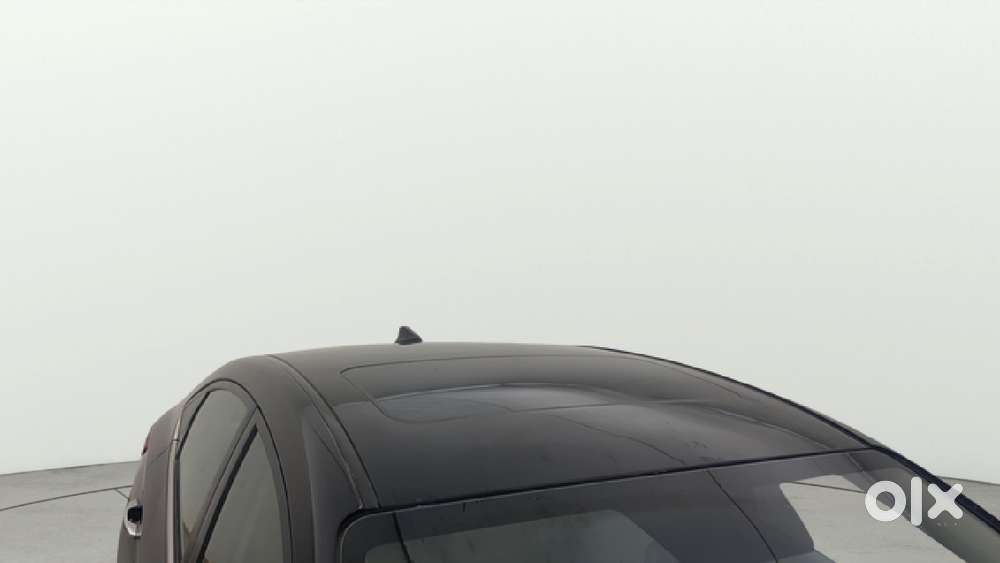 Hyundai Verna 1.6 Sx (o) Vtvt At, 2017, Petrol