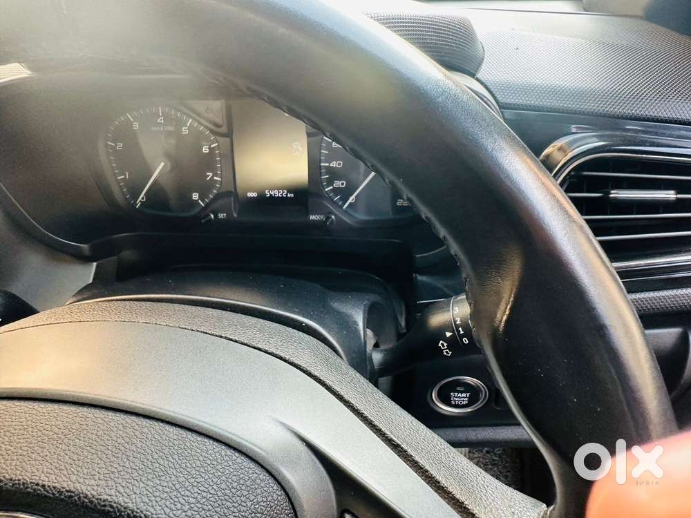 Tata Altroz 1.2 Xz (o), 2023, Petrol