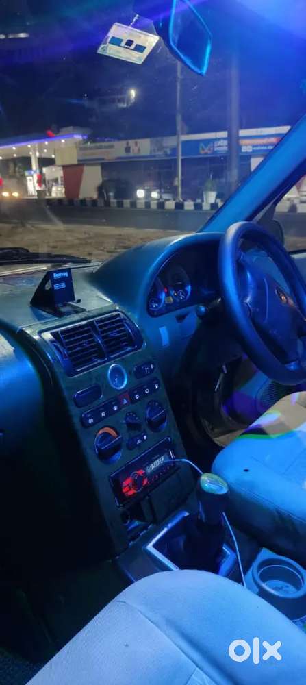 Tata Safari 2.0 Kryotec 2012