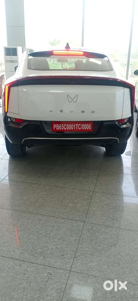 Mahindra Xev 9e Pack Three (top Model), 2025