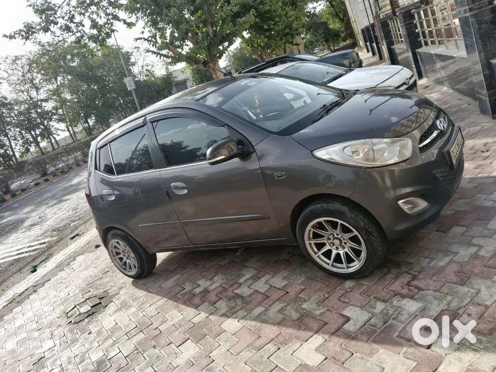 Hyundai I10 2012 Petrol Cng85000 Km Driven