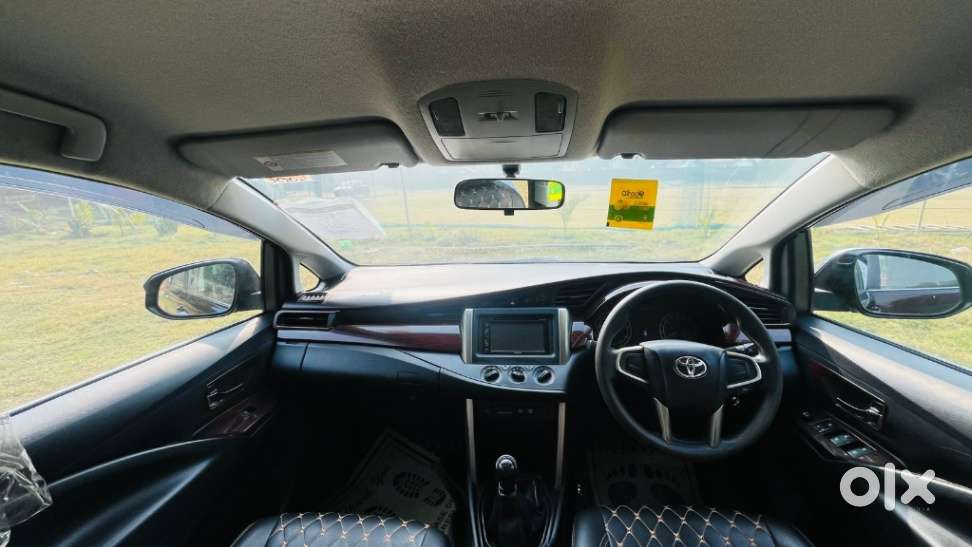 Toyota Innova Crysta 2.4 G Mt, 2017, Diesel