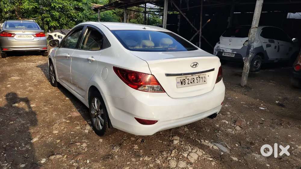 Hyundai Verna 1.6 Sx 2012