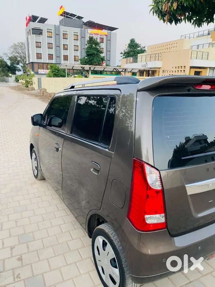 •best Condition  •offer - 3,40,000 ( Slightly Negotiable )